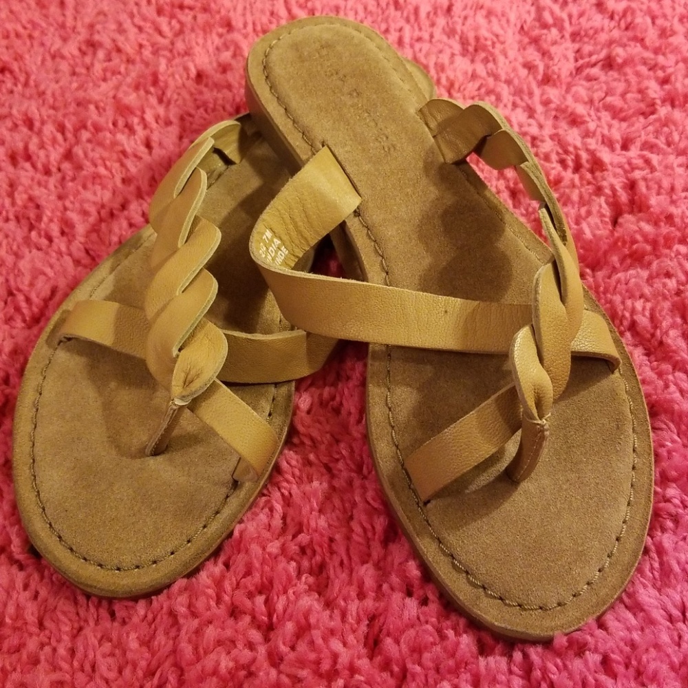 Hush Puppies NWOT